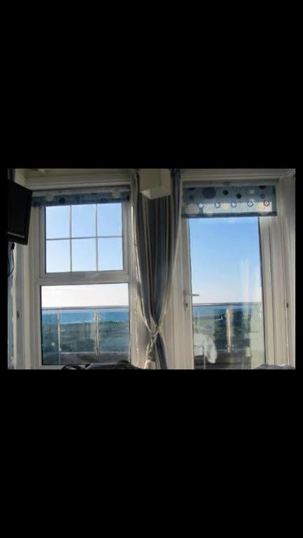 The Bay View Inn Б'юд Екстер'єр фото